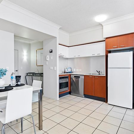 Chevron Renaissance - Self Contained & Privately Managed Apartments Gold Coast Exterior photo