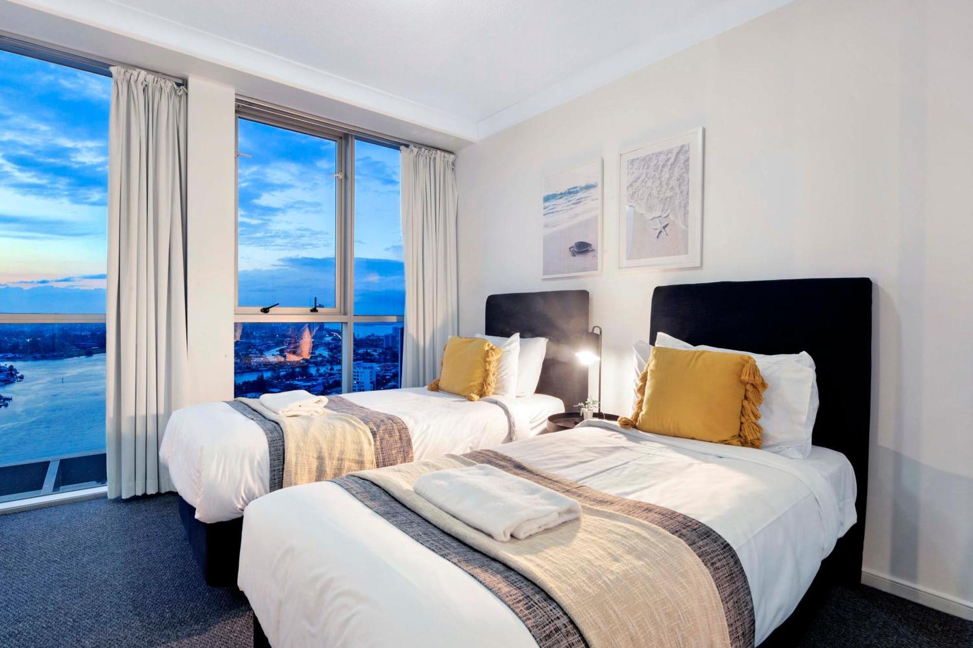 Chevron Renaissance - Self Contained & Privately Managed Apartments Gold Coast Exterior photo