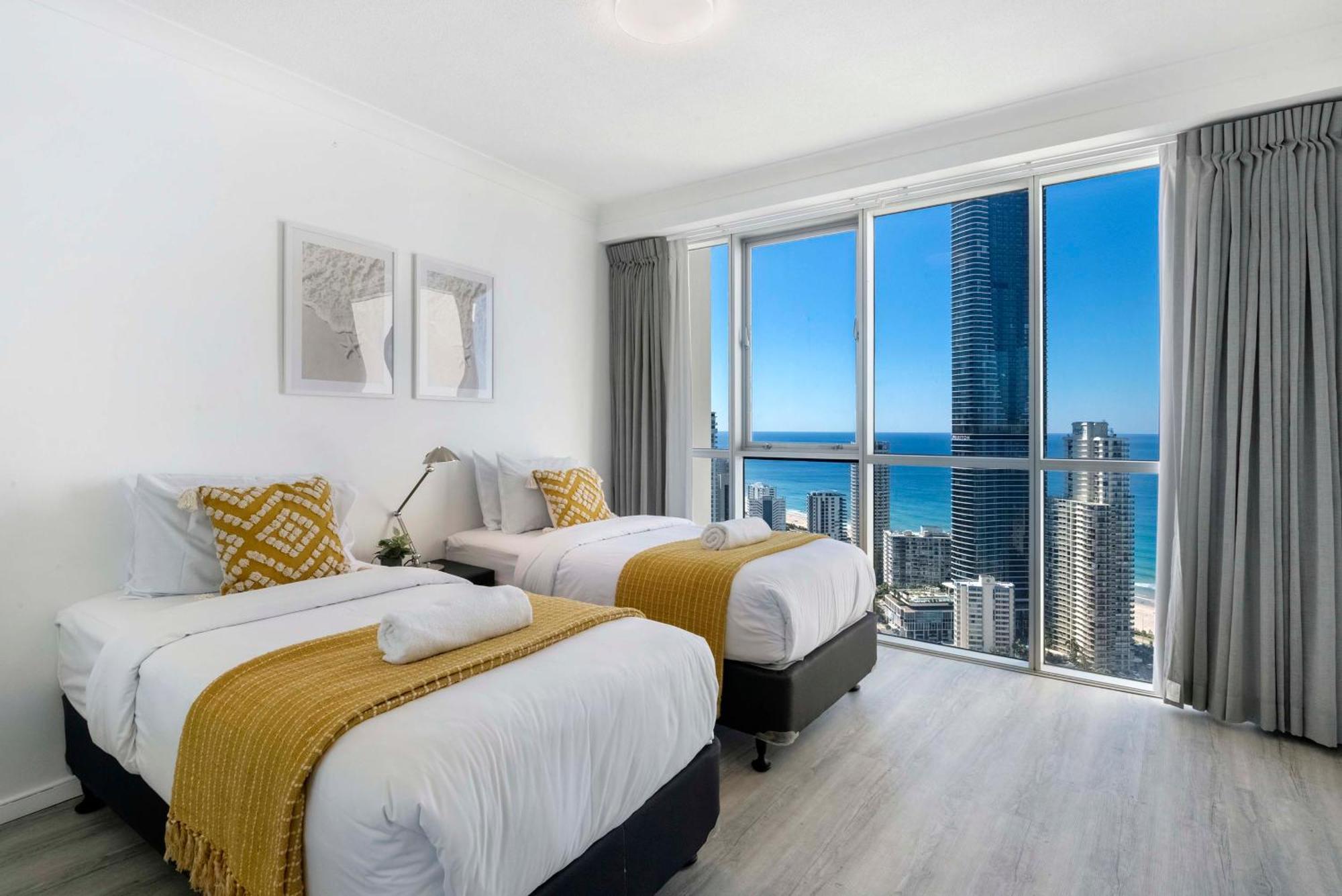 Chevron Renaissance - Self Contained & Privately Managed Apartments Gold Coast Exterior photo