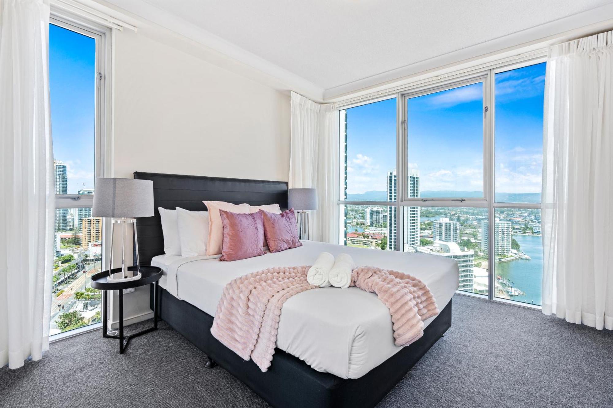 Chevron Renaissance - Self Contained & Privately Managed Apartments Gold Coast Exterior photo